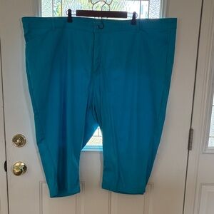 St. John's Bay Turquoise Capris